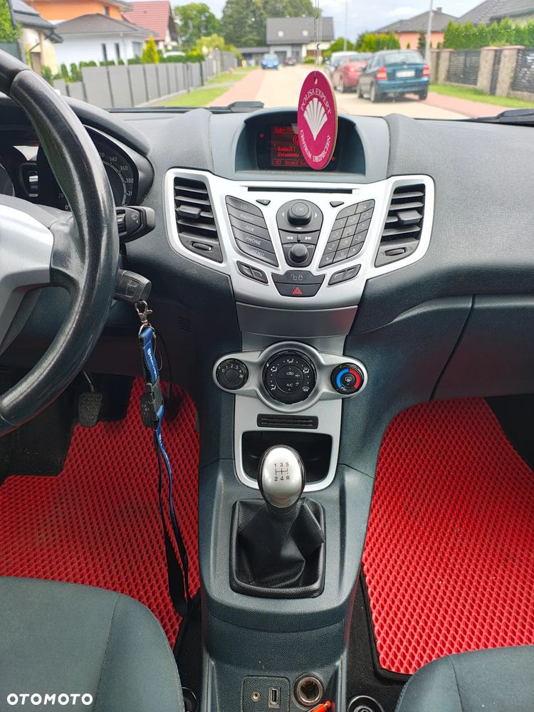 Ford Fiesta - 4
