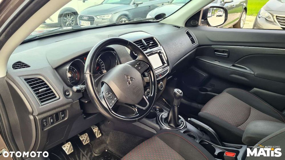 Mitsubishi ASX - 6