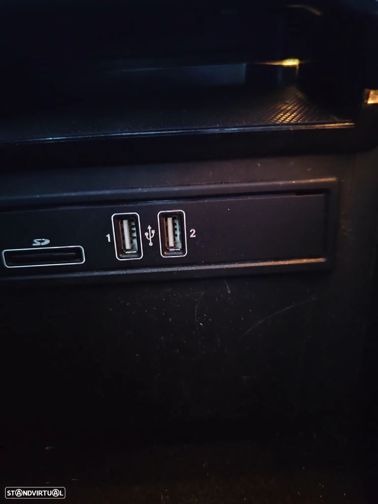 Mercedes-Benz GLC 220 - 21