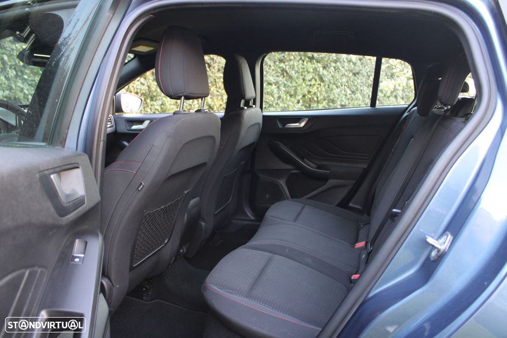 Ford Focus SW 1.5 TDCi EcoBlue ST-Line - 6