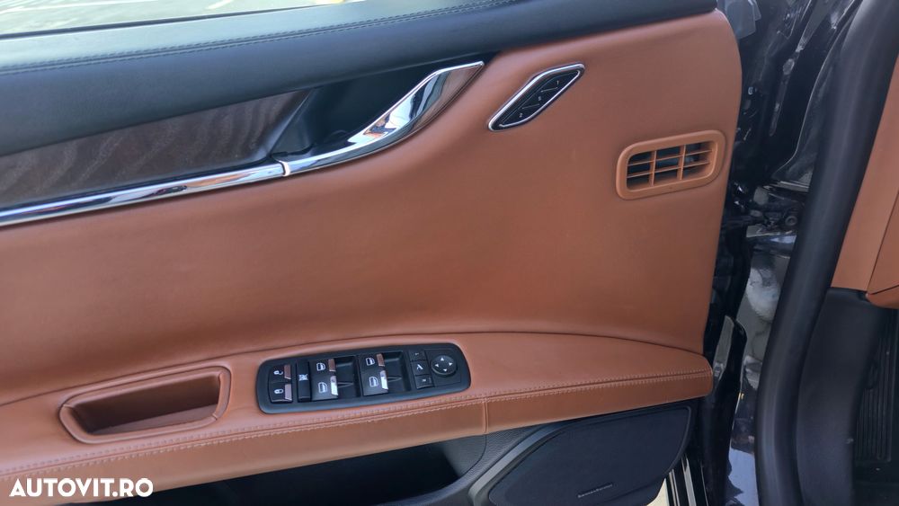 Maserati Quattroporte D GranLusso - 24