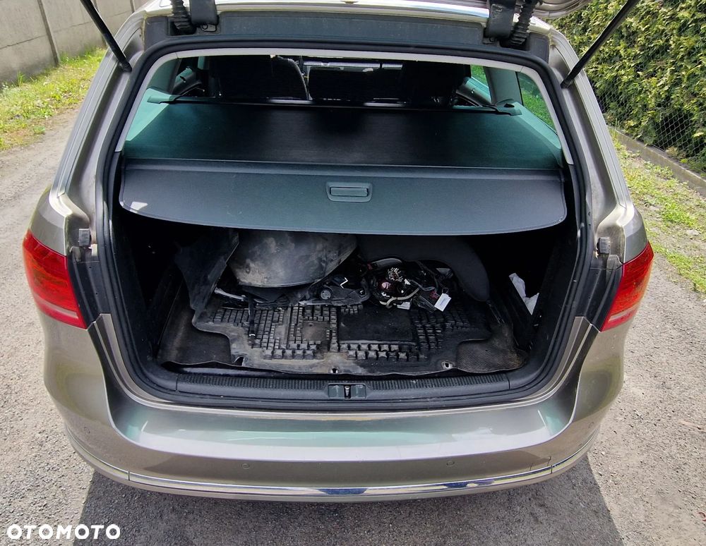 Volkswagen Passat 2.0 TDI Highline DSG - 18