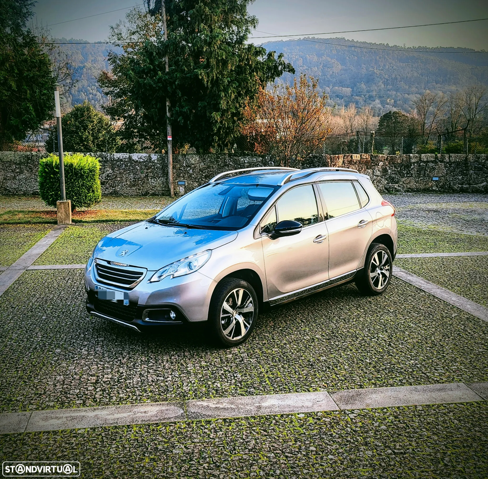 Peugeot 2008 1.2 PureTech Crossway - 29