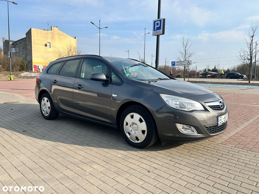 Opel Astra 1.4 Turbo - 1