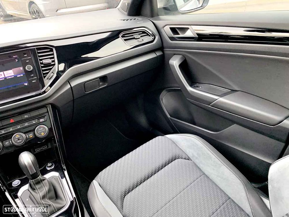 VW T-Roc 2.0 TSI OPF 4MOTION DSG - 23