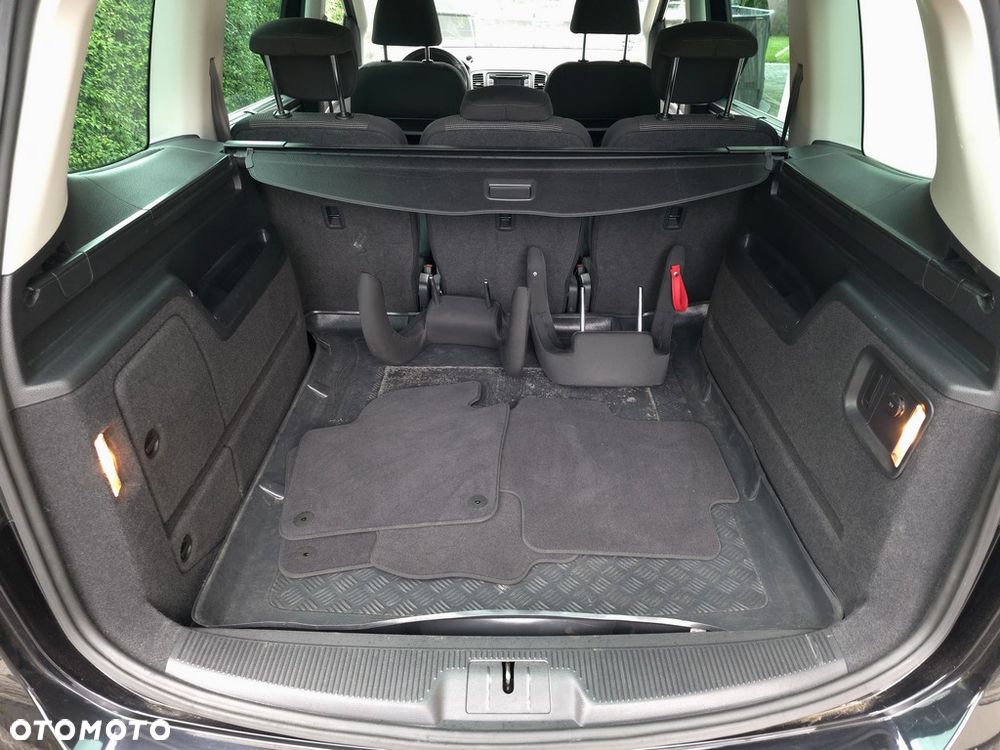 Volkswagen Sharan 2.0 TDI Comfortline - 35