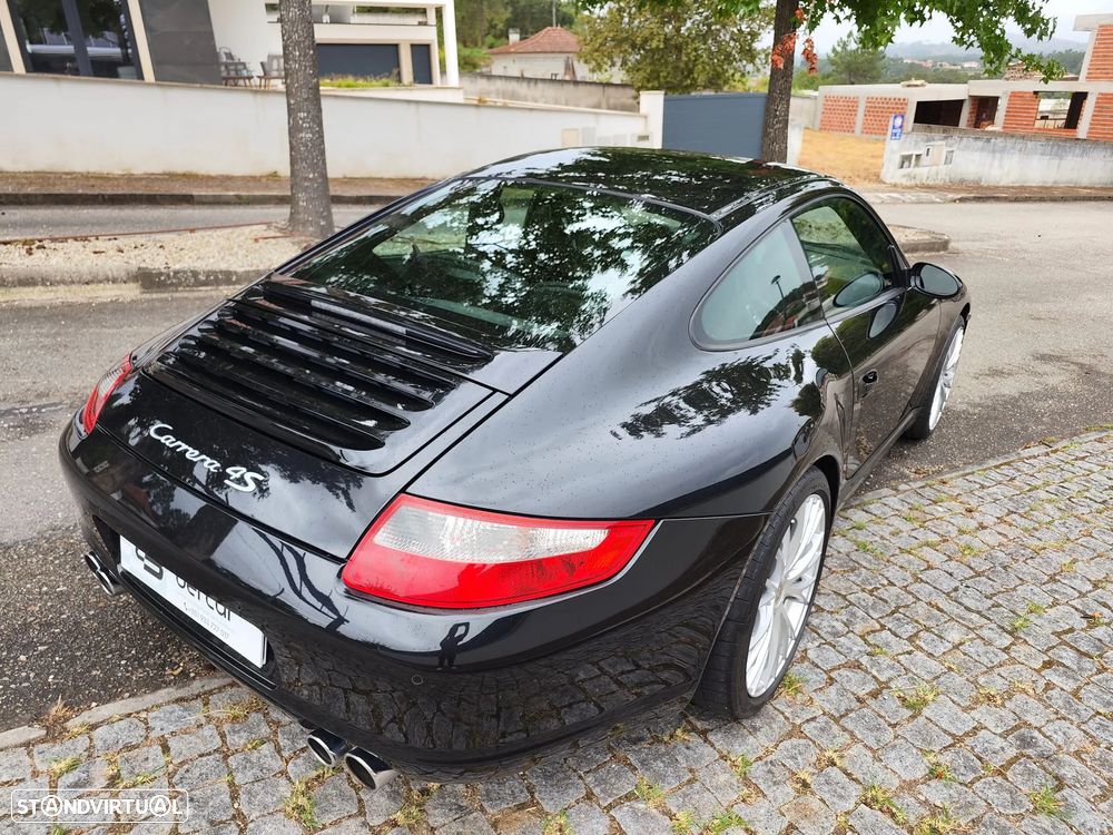 Porsche 911 (997) Carrera 4 S - 20