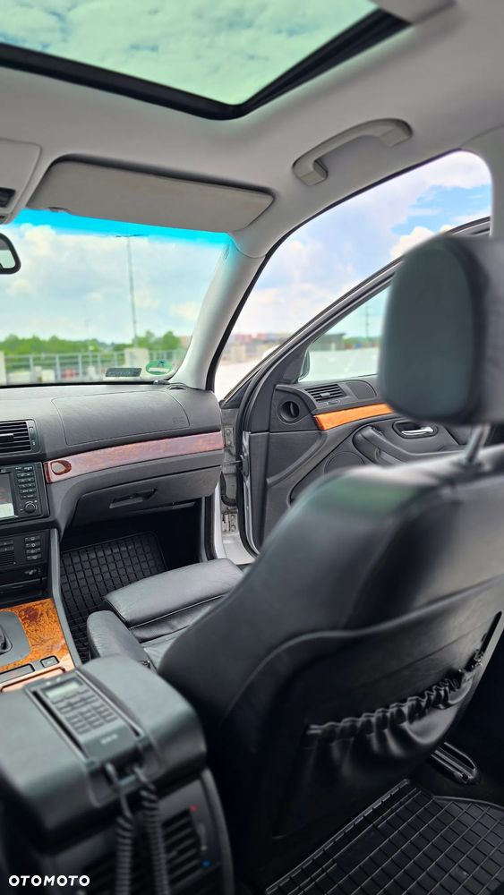 BMW Seria 5 - 12