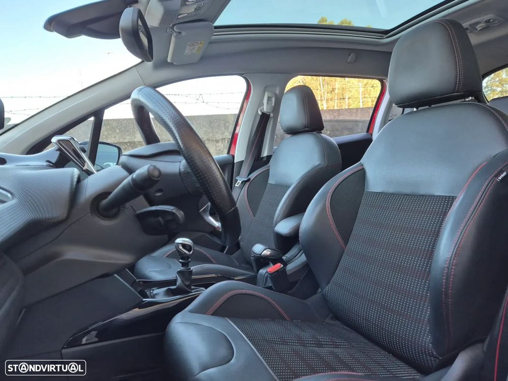 Peugeot 2008 - 15