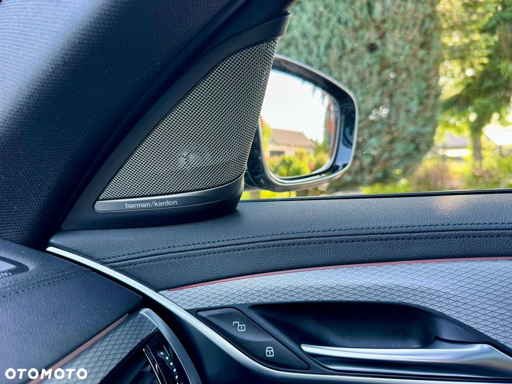 BMW Seria 5 520d M Sport - 17