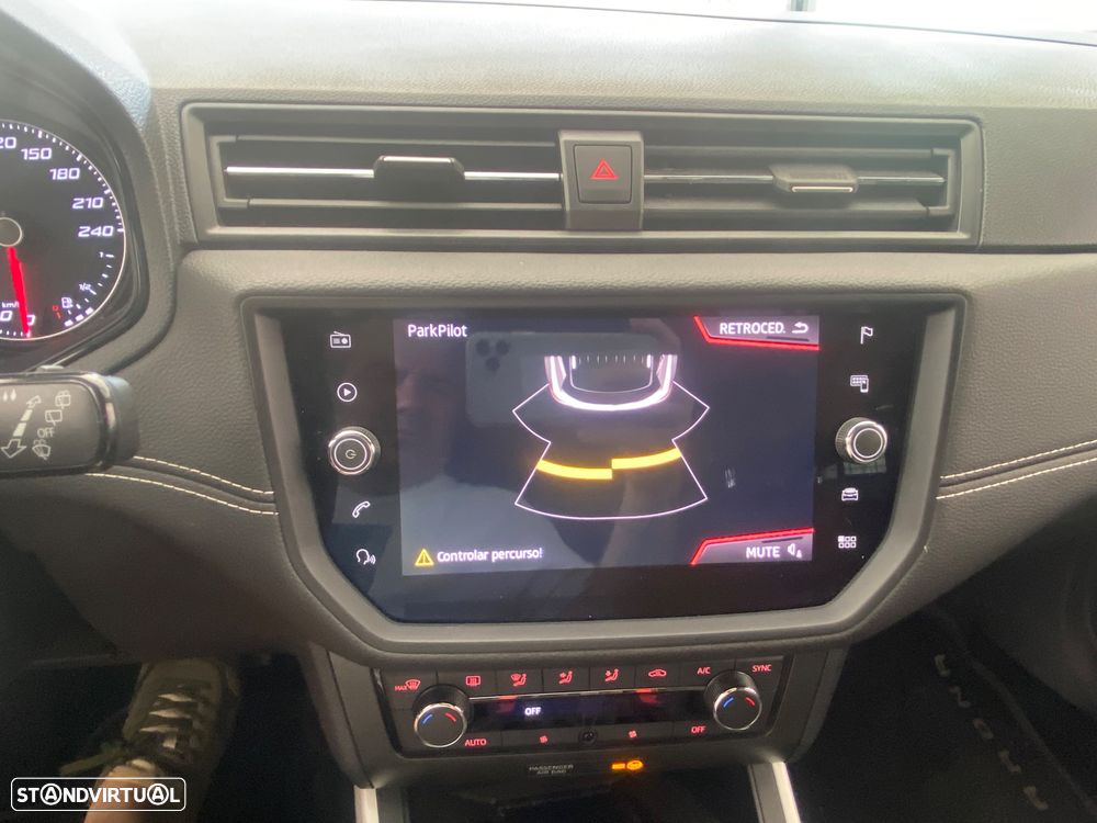 SEAT Arona 1.0 TSI Xcellence DSG - 14