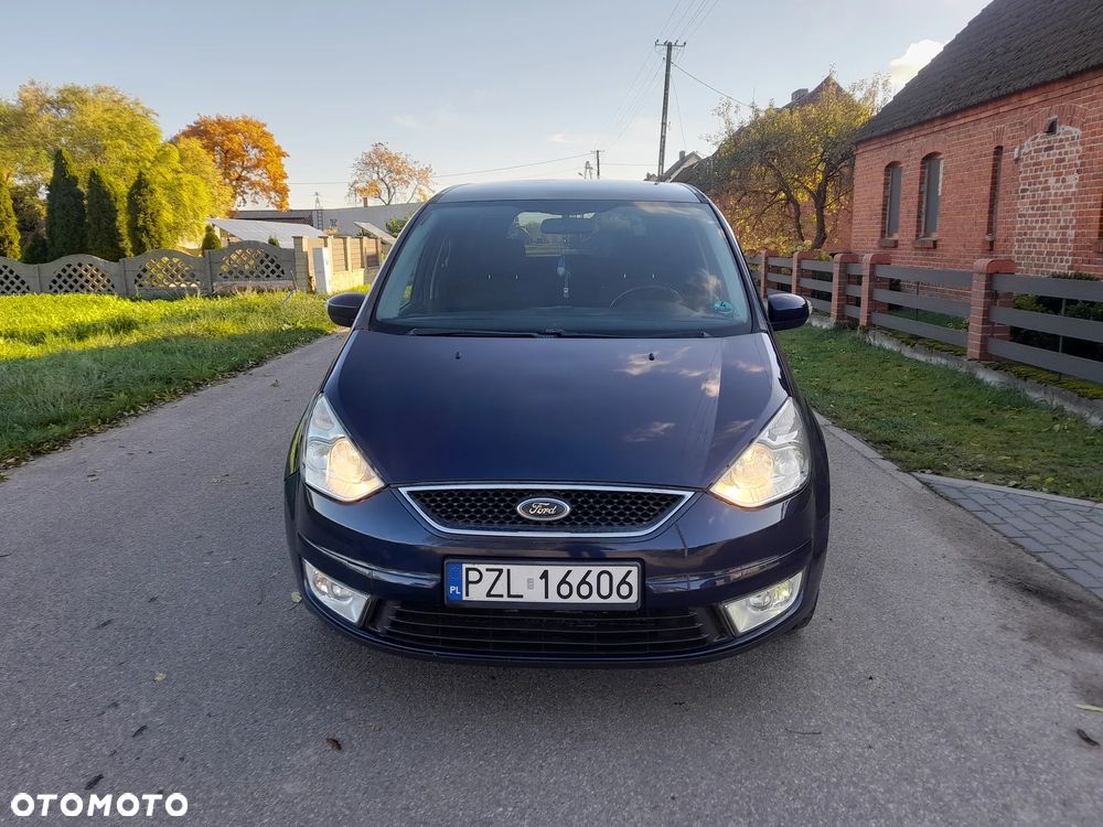 Ford Galaxy - 11