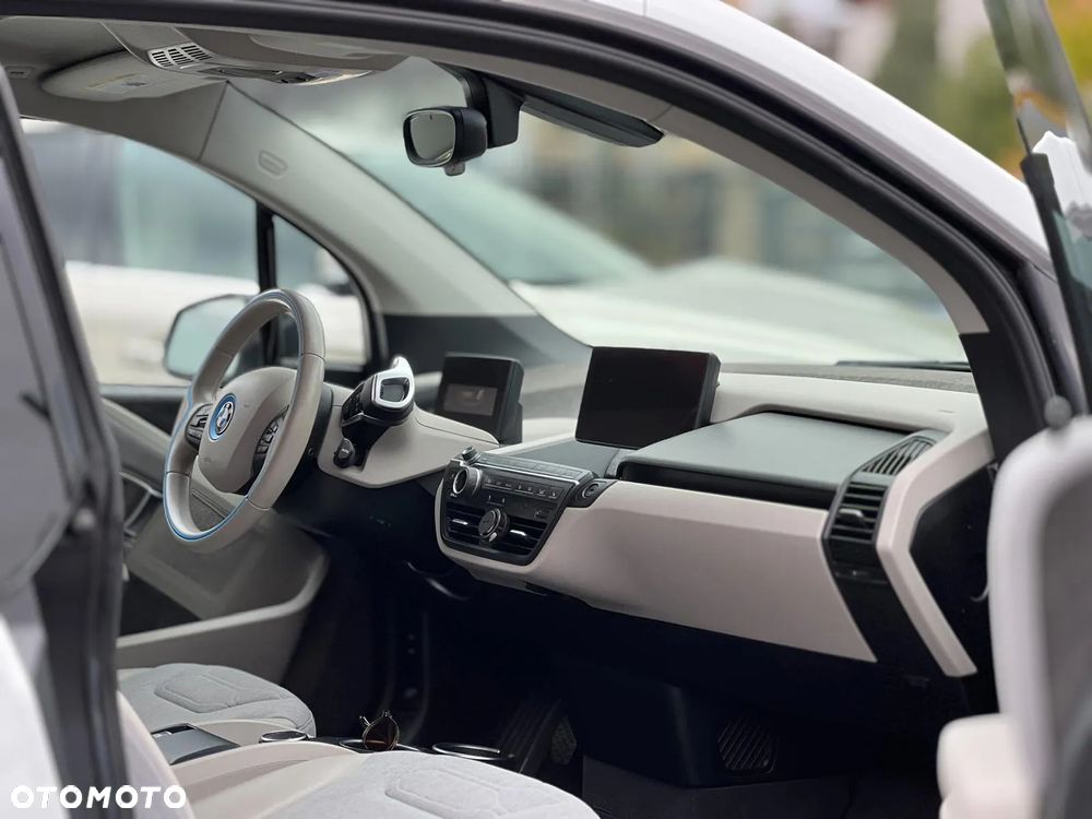 BMW i3 (60 Ah) - 14