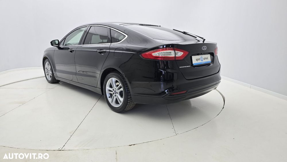 Ford Mondeo - 8