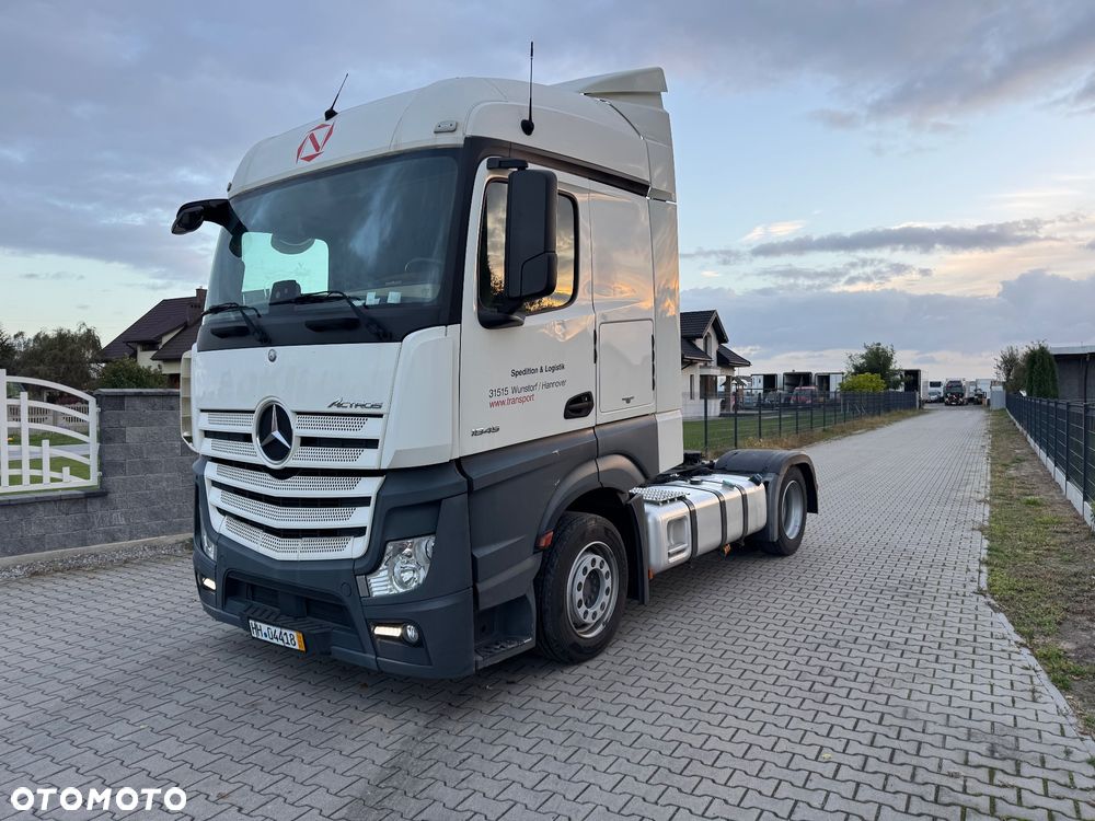 Mercedes-Benz 1845 - 2