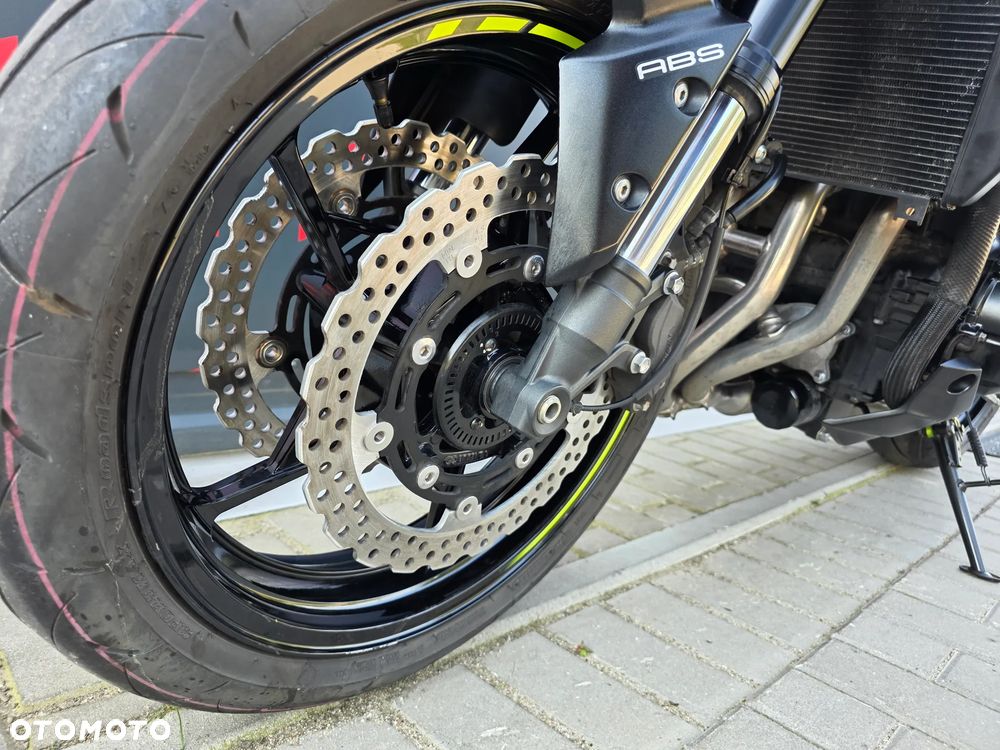 Kawasaki Z 900 - 15
