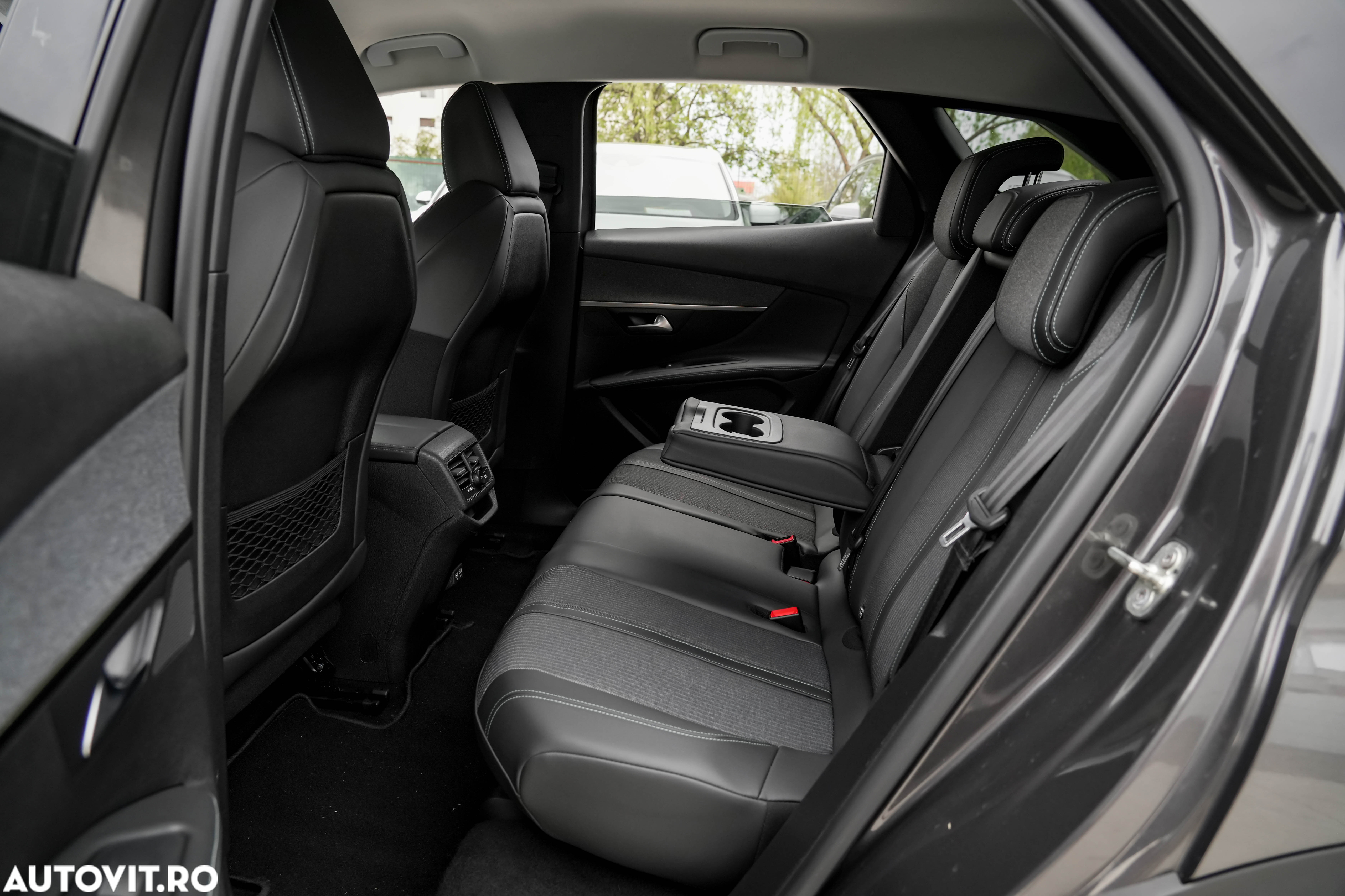 Peugeot 3008 1.5 BlueHDI 130 EAT8 Allure Pack - 15