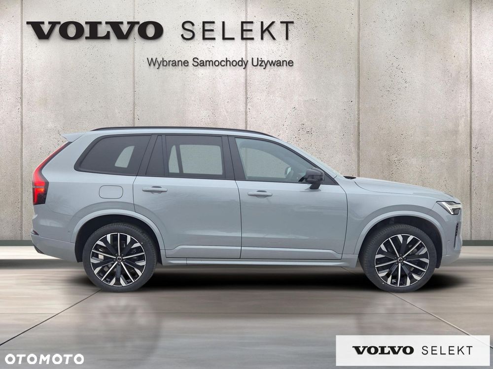 Volvo XC 90 - 7