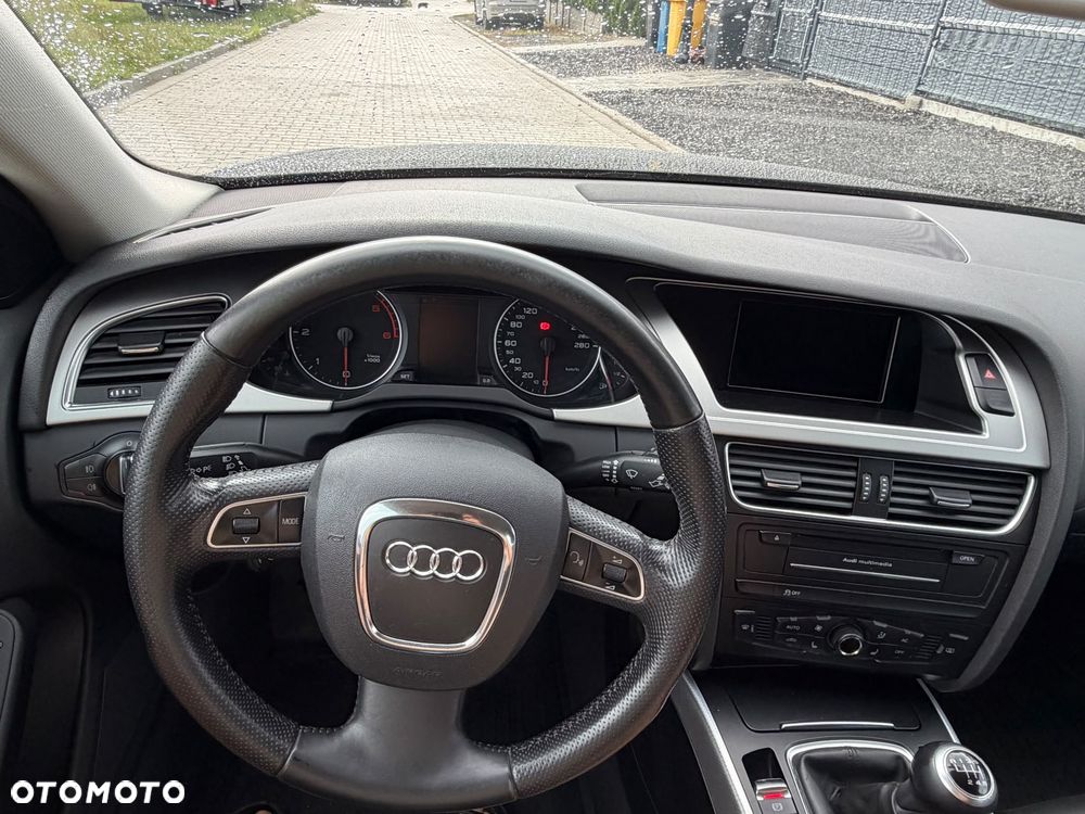 Audi A4 Avant 2.0 TDI DPF - 14