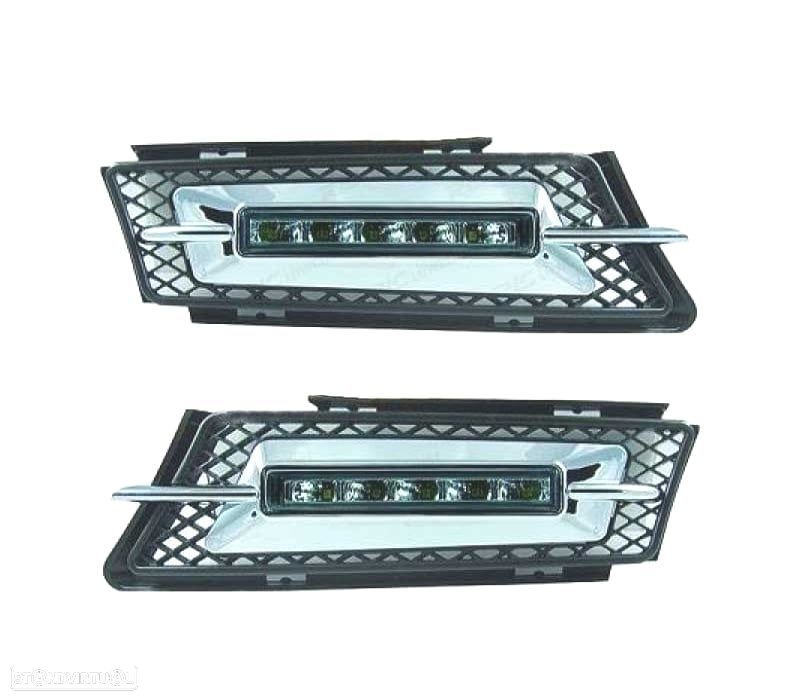 GRELHAS LUZ DIURNA LED BMW E90 E91 05-08 FRISO CROMADO - 1