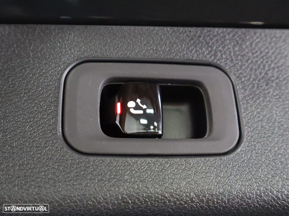 Mercedes-Benz E 300 de 4Matic All-Terrain - 8