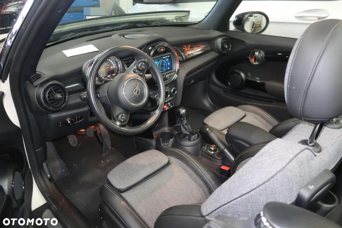 MINI Cooper - 12