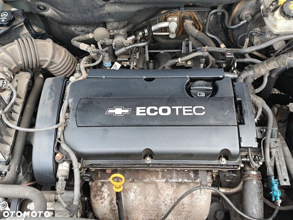 Chevrolet Cruze 1.6 LT - 19