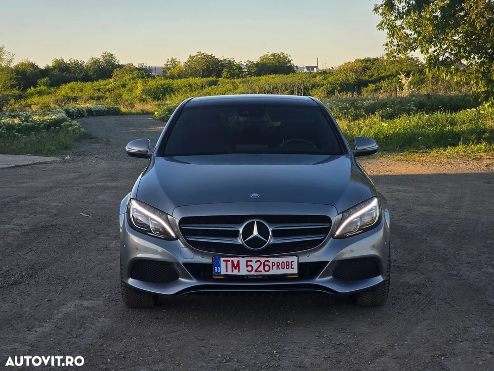 Mercedes-Benz C - 9