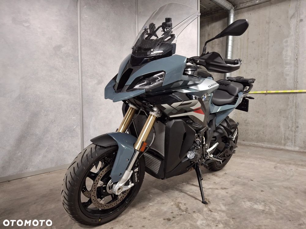 BMW XR - 4