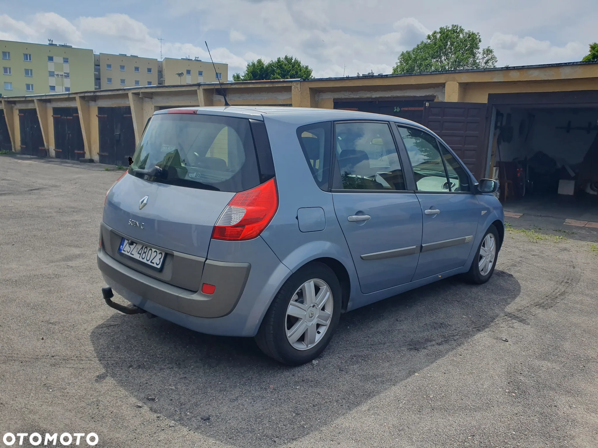 Renault Scenic 1.9 dCi Confort Authentique - 8