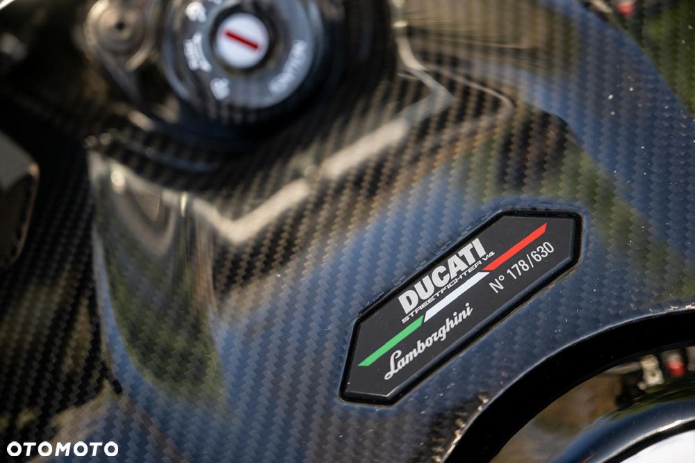 Ducati Streetfighter V4 - 8