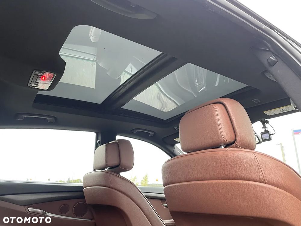 BMW 5GT 535i xDrive Gran Turismo - 9