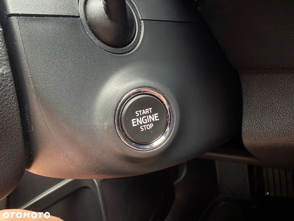Skoda Karoq 2.0 TSI 4x4 DSG Sportline - 28
