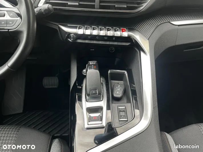 Peugeot 5008 - 26
