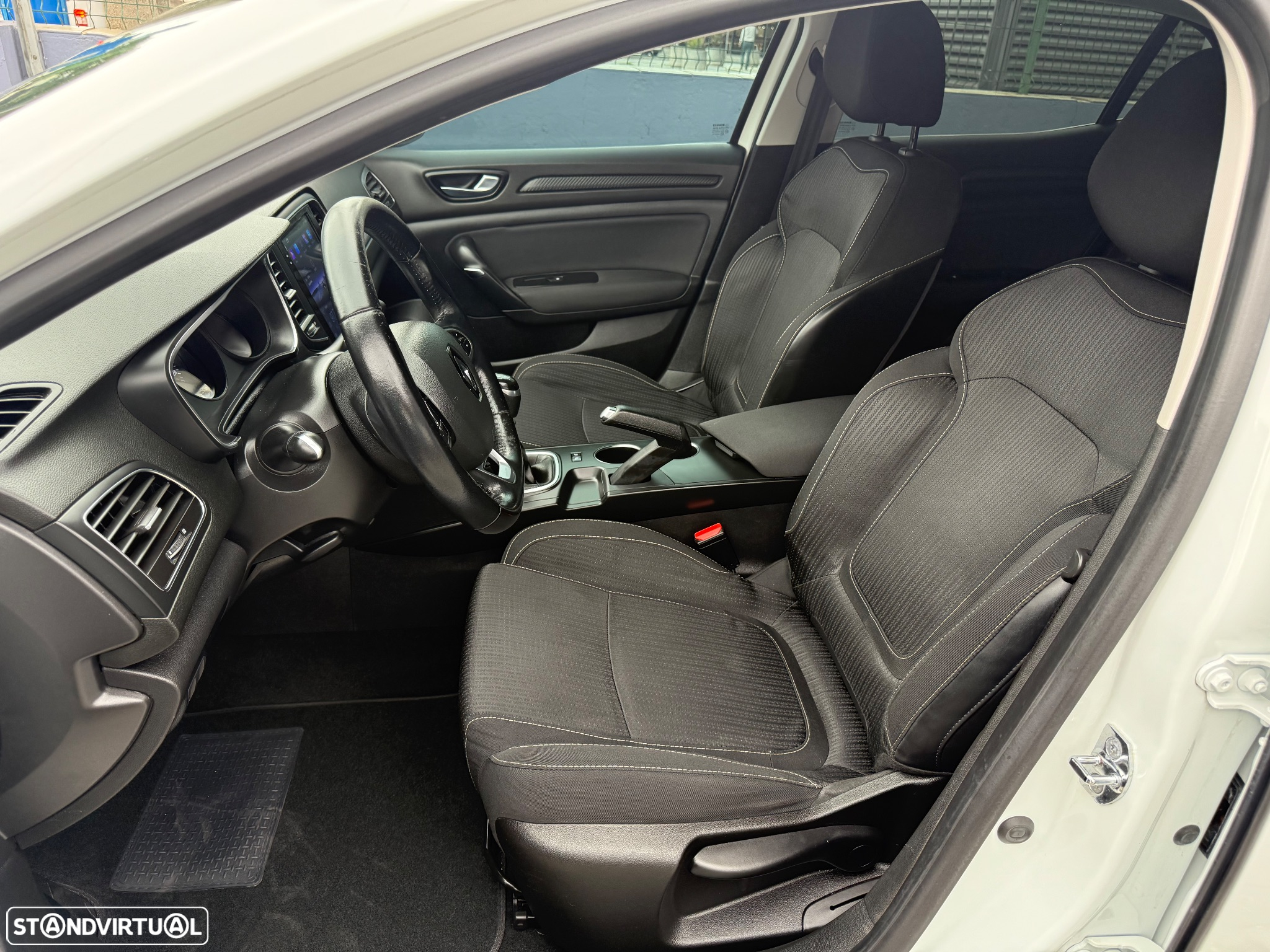 Renault Mégane 1.5 dCi Limited - 17