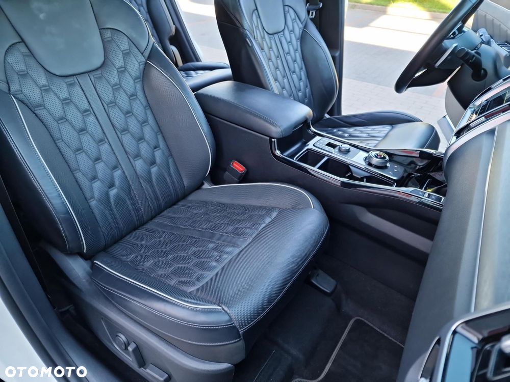 Kia Sorento - 25