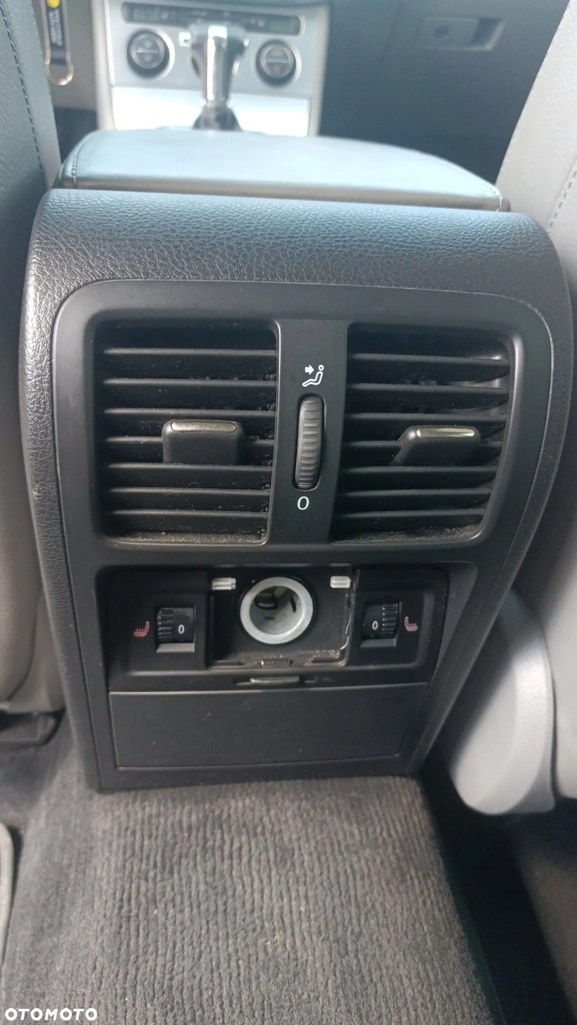Volkswagen Passat 2.0 TDI Highline DSG - 13
