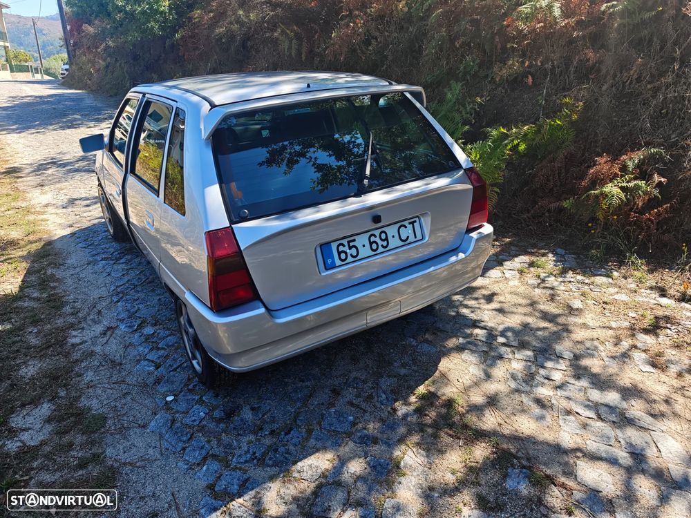 Citroën AX - 4