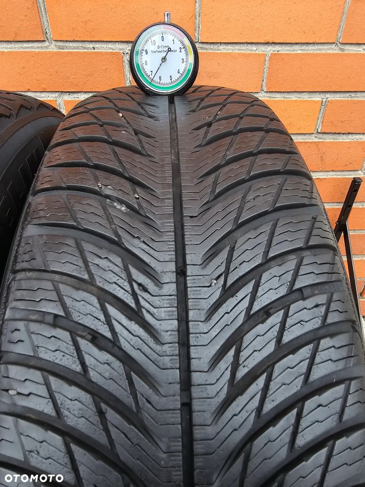 (O203) 215/65R17 99H 6,5mm 20r / Michelin Pilot Alpin 5 - 4