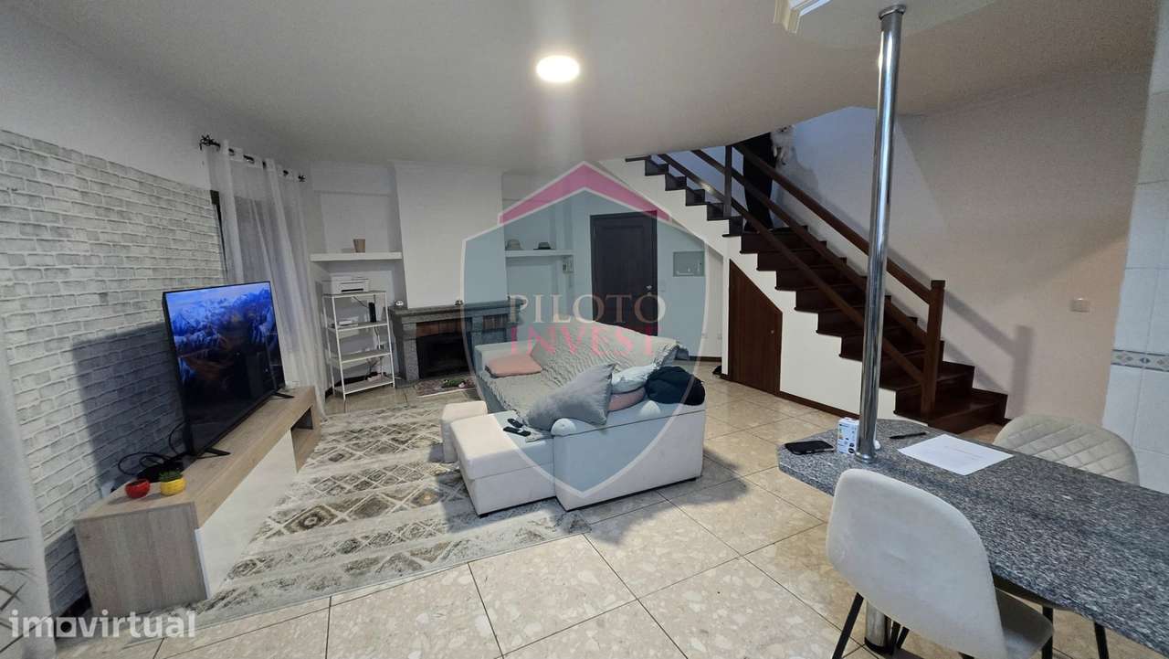 Apartamento T2 DUPLEX Venda em Viseu,Viseu - Grande imagem: 2/10