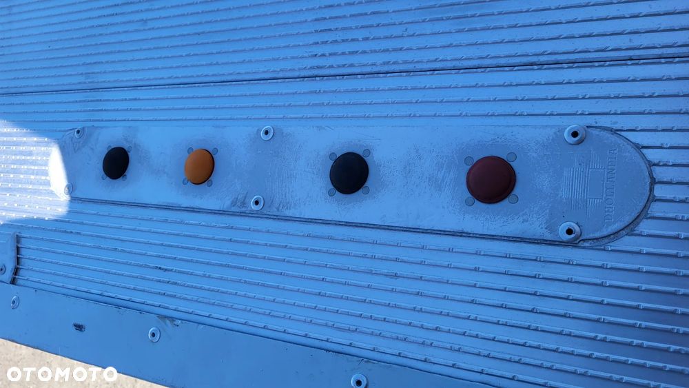 Mitsubishi Canter Fuso /Chłodnia/Mroźnia/kontener/ Izoterma/ Agregat Thermo King 450 e / Winda DHOLLANDIA 1500 KG / Mały przebieg tylko 91 tys Polski Salon ! - 33