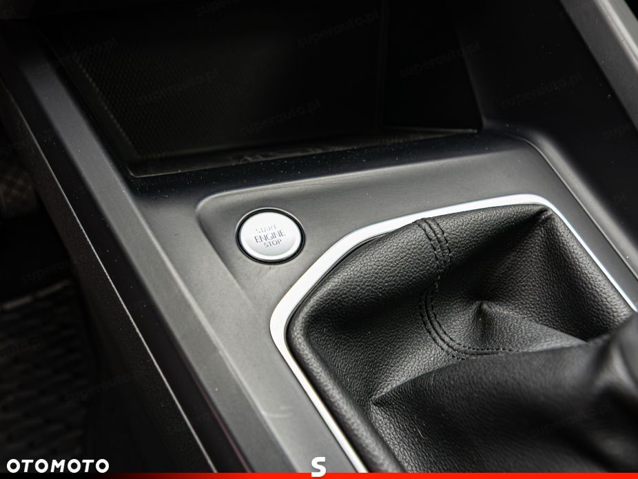 Volkswagen Golf - 17