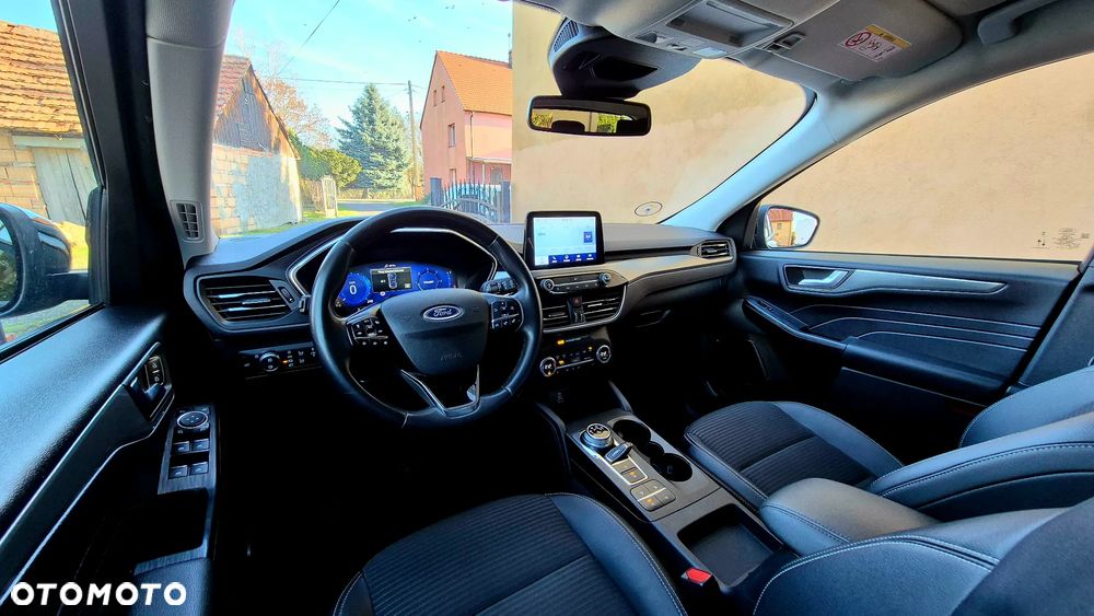 Ford Kuga 2.0 EcoBlue 4x4 TITANIUM X - 23