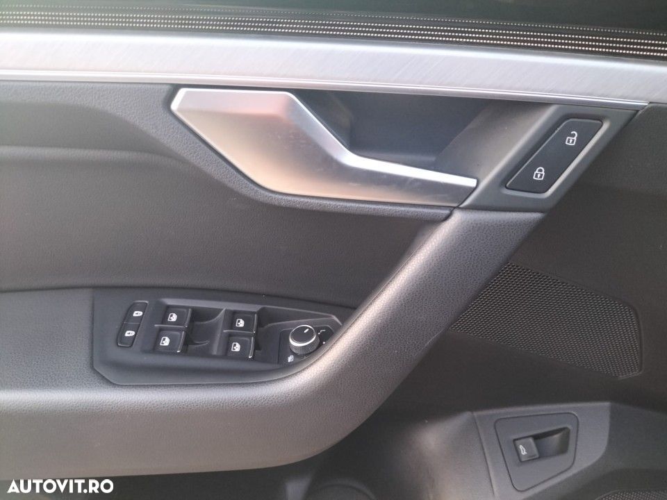 Volkswagen Touareg - 14