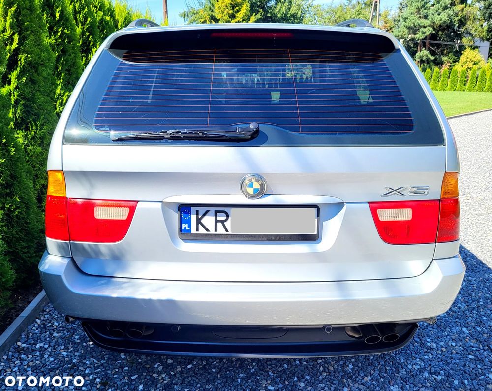 BMW X5 4.4i - 9