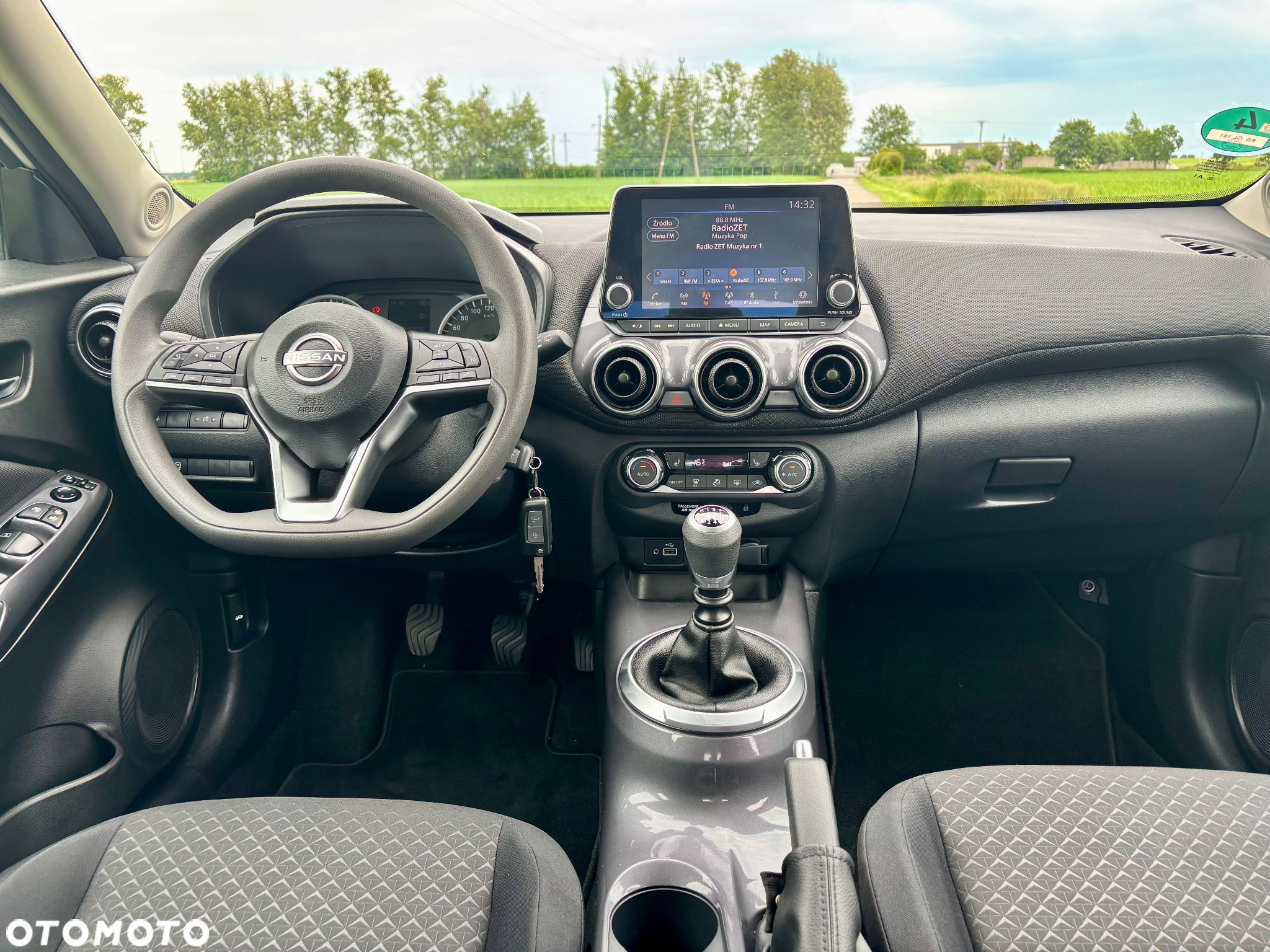 Nissan Juke 1.0 DIG-T Tekna - 7
