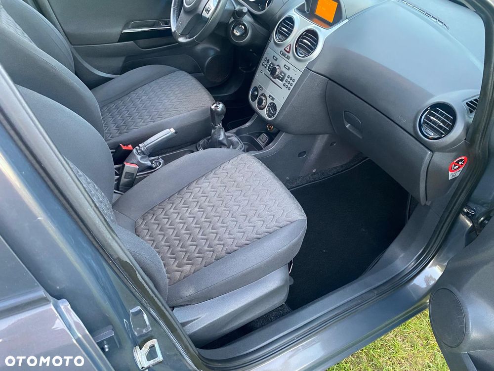Opel Corsa - 12