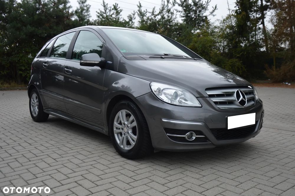 Mercedes-Benz Klasa B 180 BlueEFFICIENCY SPORT EDITION - 8