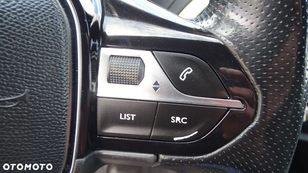 Peugeot 3008 - 18