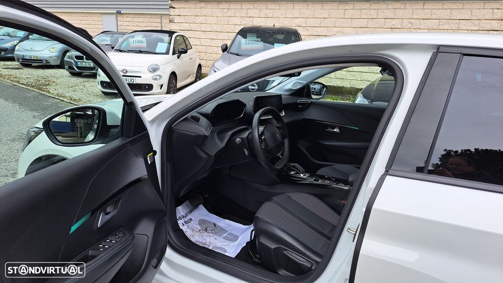 Peugeot e-208 50 kWh Allure - 30